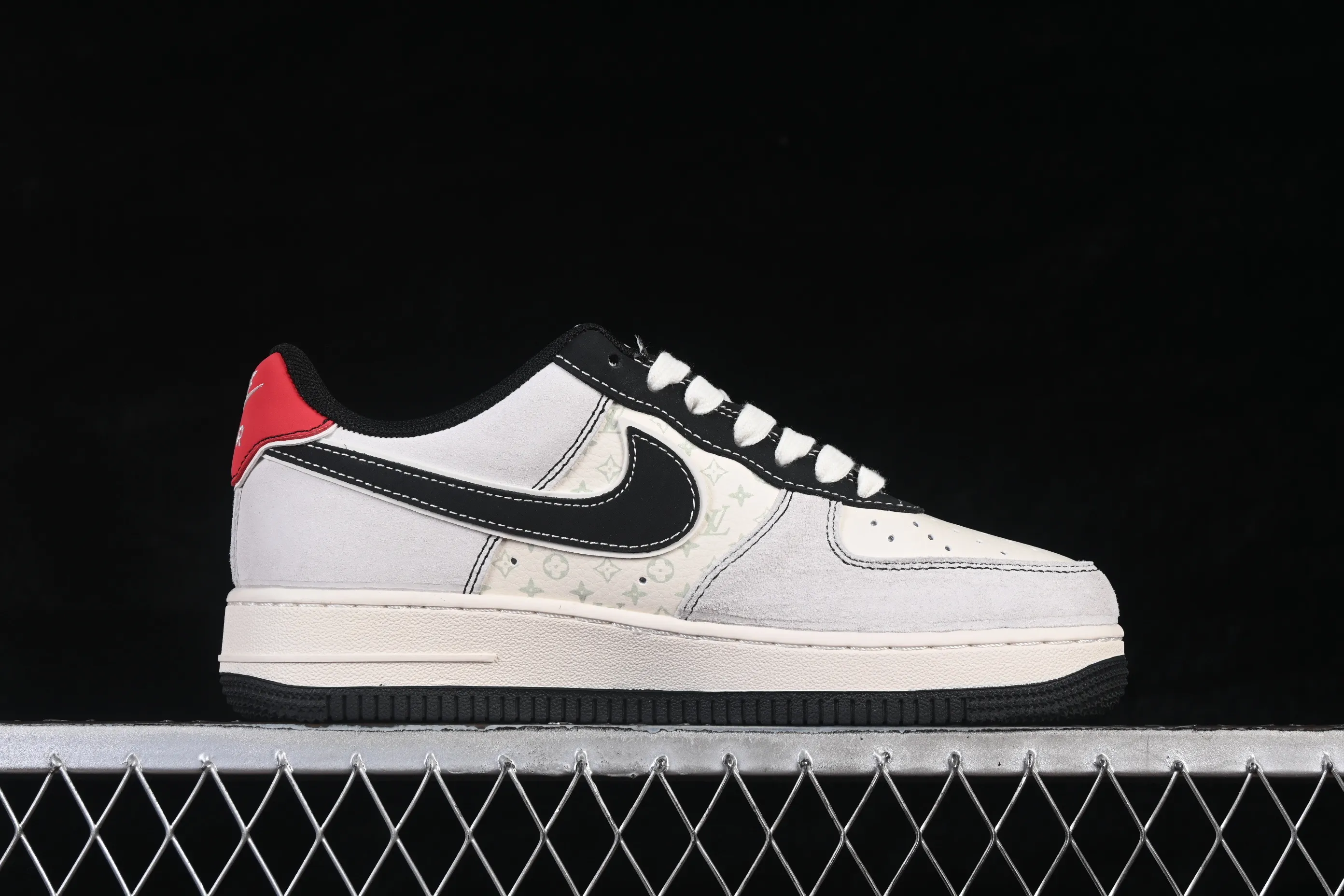All categories Nk Air Force 1 Air Force series Nk Air Force 1 Low Air Force low-top Nike Air Force 1'07 Low Year of the Horse limited edition off-white Air Force 1 low-top casual sneakers HT5088-635